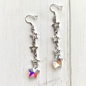 Adorable star earrings